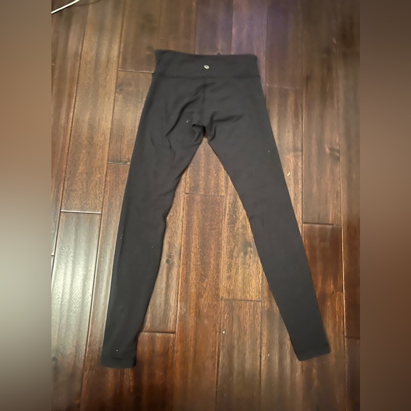 Low-rise Wunder Under 28” inseam lululemon leggings - Picture 4 of 6